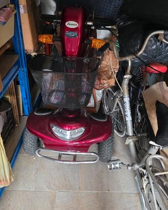 Scooter elettrico per anziani