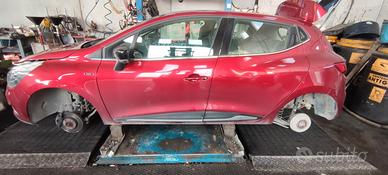 Sportelli sinistri Renault Clio 2016