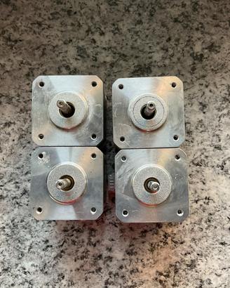 Motori stepper NEMA17 42BYGHV811