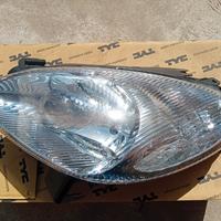 Faro sinitro citroen xsara picasso 