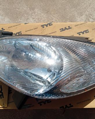 Faro sinitro citroen xsara picasso 