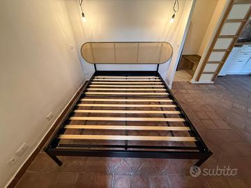 Struttura letto matrimoniale nuova