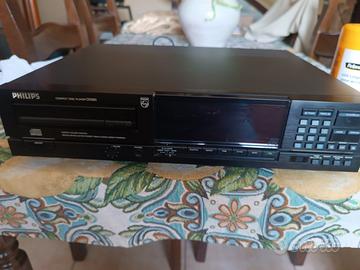 PHILIPS  COMPACT DISC PLAYER CD880