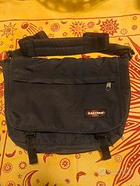borsa tracolla eastpak