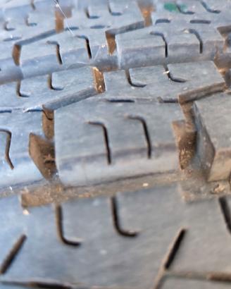 N.4 gomme/n.3 cerchi per Ducato-Camper 195/75 R16