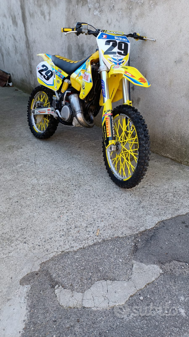 suzuki an 125 scooter