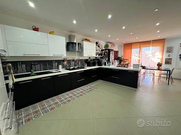 Rif.RI520| bifamiliare borgia