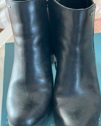 Stivaletti da donna con tacco da 7 cm taglia 39