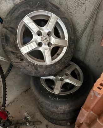 Cerchi da 14 pee subaru polo ecc
