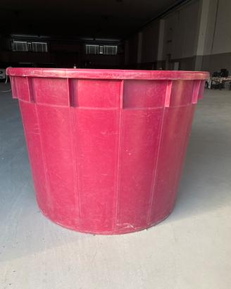 Mastello in plastica capienza 1000 litri