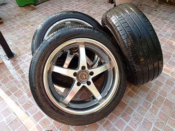 4 pneumatici cerchi in lega 215/55 R18 x NISSAN
