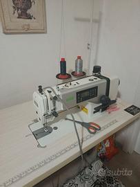 Macchina da cucire professionale