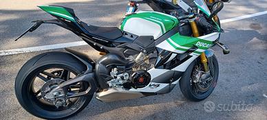 Ducati Panigale V4 Tricolore 2025