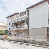 5 LOCALI A ROSETO DEGLI ABRUZZI