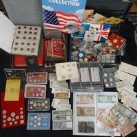 RITROVAMENTO NUMISMATICO IN 2 VALIGETTE