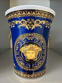 Vaso in porcellana Rosenthal "Versace Medusa Blue"