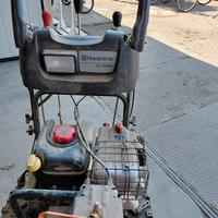 spazzaneve Husqvarna modello ST 268EP