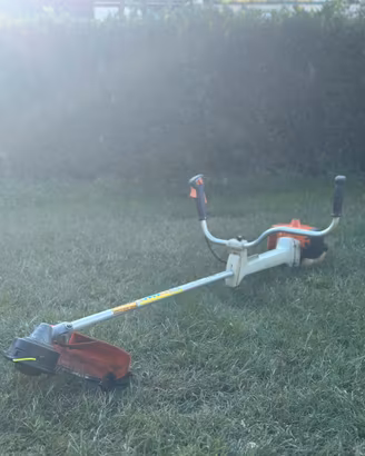 NUM. 12 — DECESPUGLIATORE STIHL FS450 | 45 CC