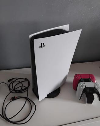 PlayStation 5 con 2 controller 