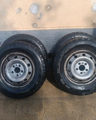 Michelin agilis m+s 