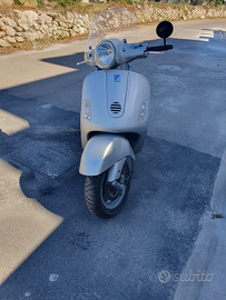 Vespa 200gt