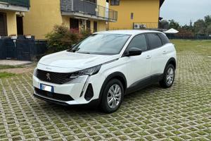 auto Peugeot 3008 anno 2022