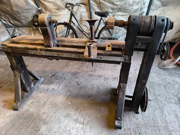 Tornietto da legno a pedale