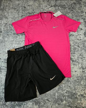 set Nike Miler pantaloncini neri maglia rosa L