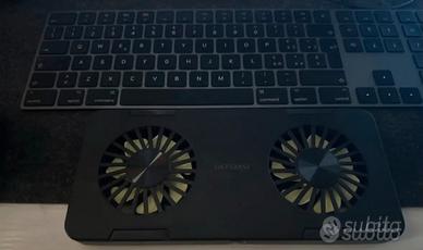 Supporto pc con ventole