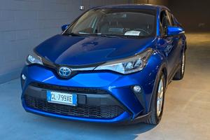 Toyota C-HR HYBRID 2022 