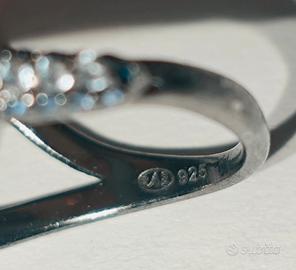 anello con acqua marina