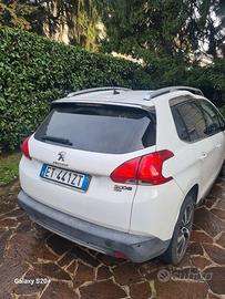 Peugeout 2008 1.6 diesel hdi allure