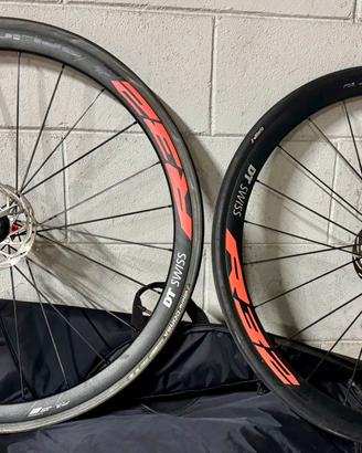 DT SWISS R32 DISC RUOTE BICI DA STRADA