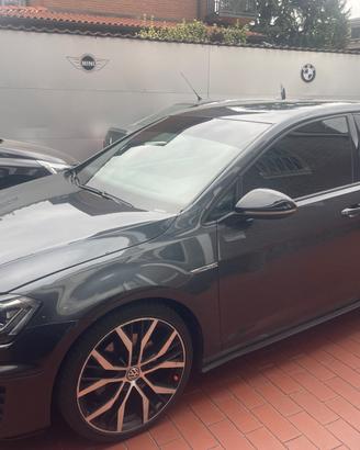 Volkswagen Golf GTD 2.0 TDI DSG 5p. BlueMotion Tec