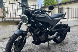 Husqvarna svartpilen 125cc