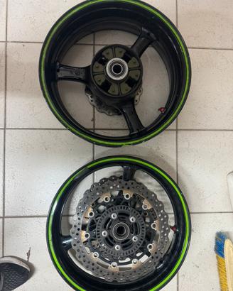 Coppia cerchi Kawasaki ZX 10 r