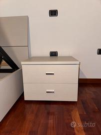 Set due comodini beige