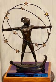 Scultura in bronzo Ugo Attardi “L’uomo e l’aurora”