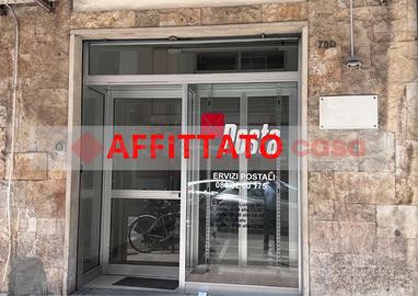 Negozio Bari [Cod. rif 3242376ACG] (Libertà)