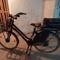 BICI ELETTRICA 