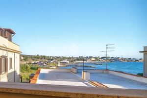 4 LOCALI A CIVITAVECCHIA
