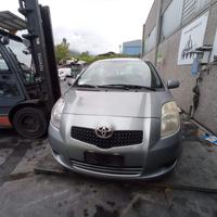 Toyota yaris 1.3 b 2007 2szfe per ricambi