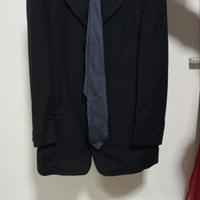 Abito da uomo elegante nero da cerimonia