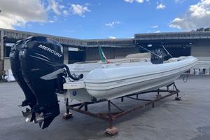 Gommone magazzu M9- GT