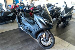 Yamaha T Max 560