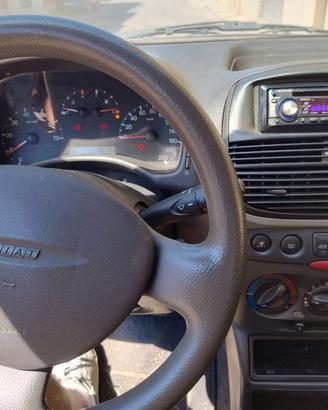 FIAT PUNTO 1.2 BENZINA