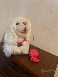 Pupazzo cane cammina abbaia