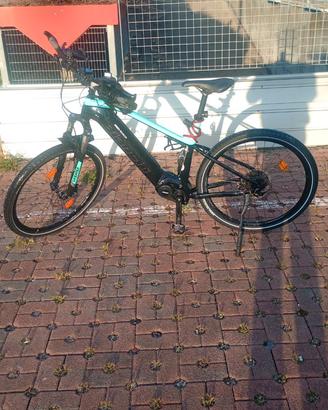 E-Bike pedalata assistita Bianchi
