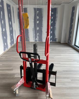 Elevatore manuale