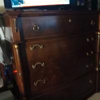 Cassettiera e comodini